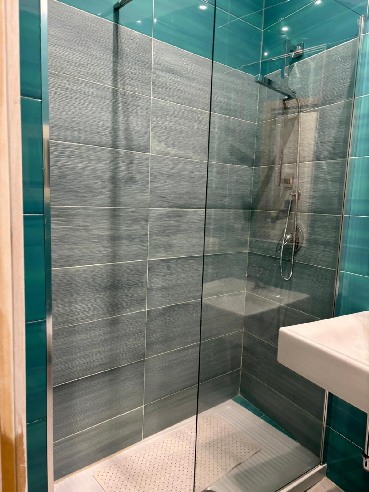 Orefici Maison 2 Наполи Екстериор снимка